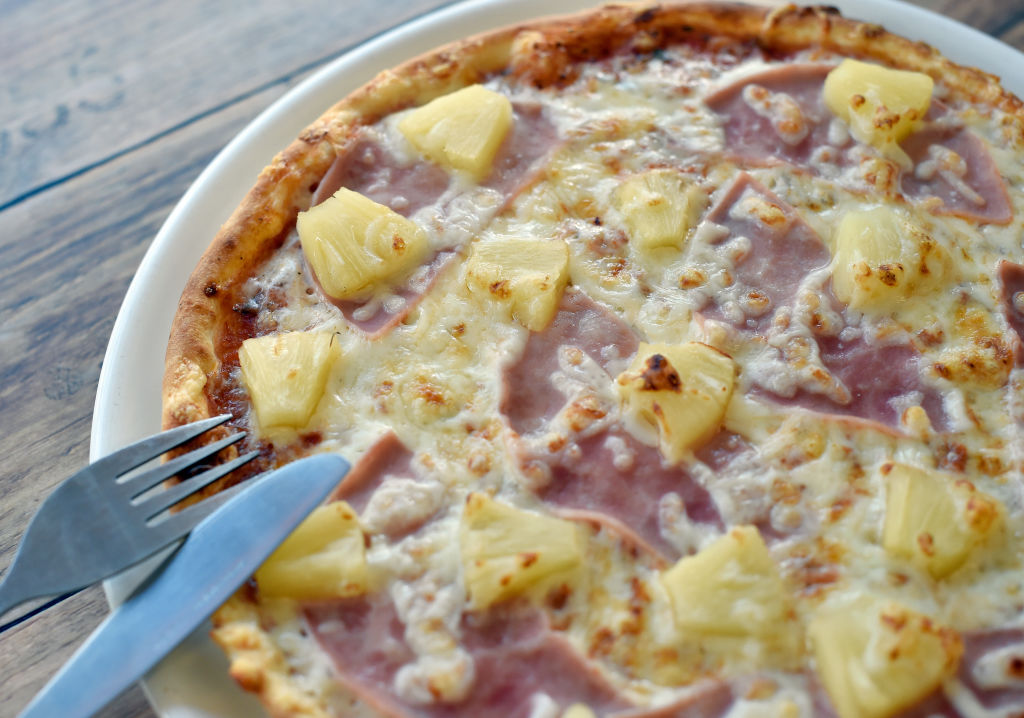 hawaiian pizza is really from canada