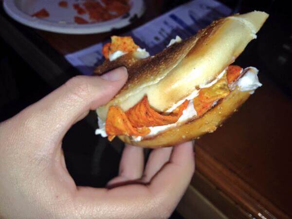 bagel-cream-cheese-doritos-26741-59532.jpg