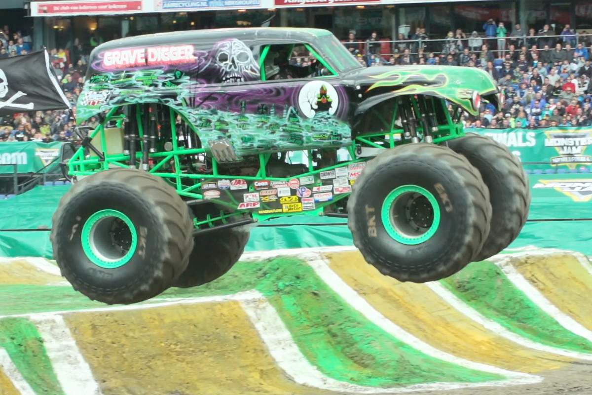 grave digger monster jam 1982