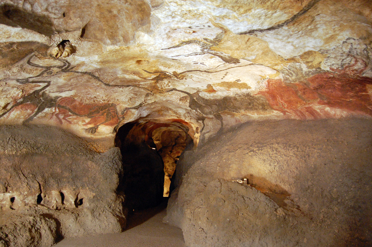 secret places france lascaux cave