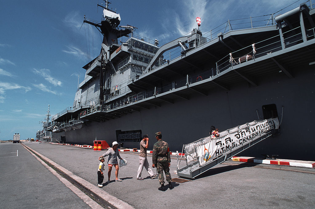 HTMS Chakri Naruebet -167648436