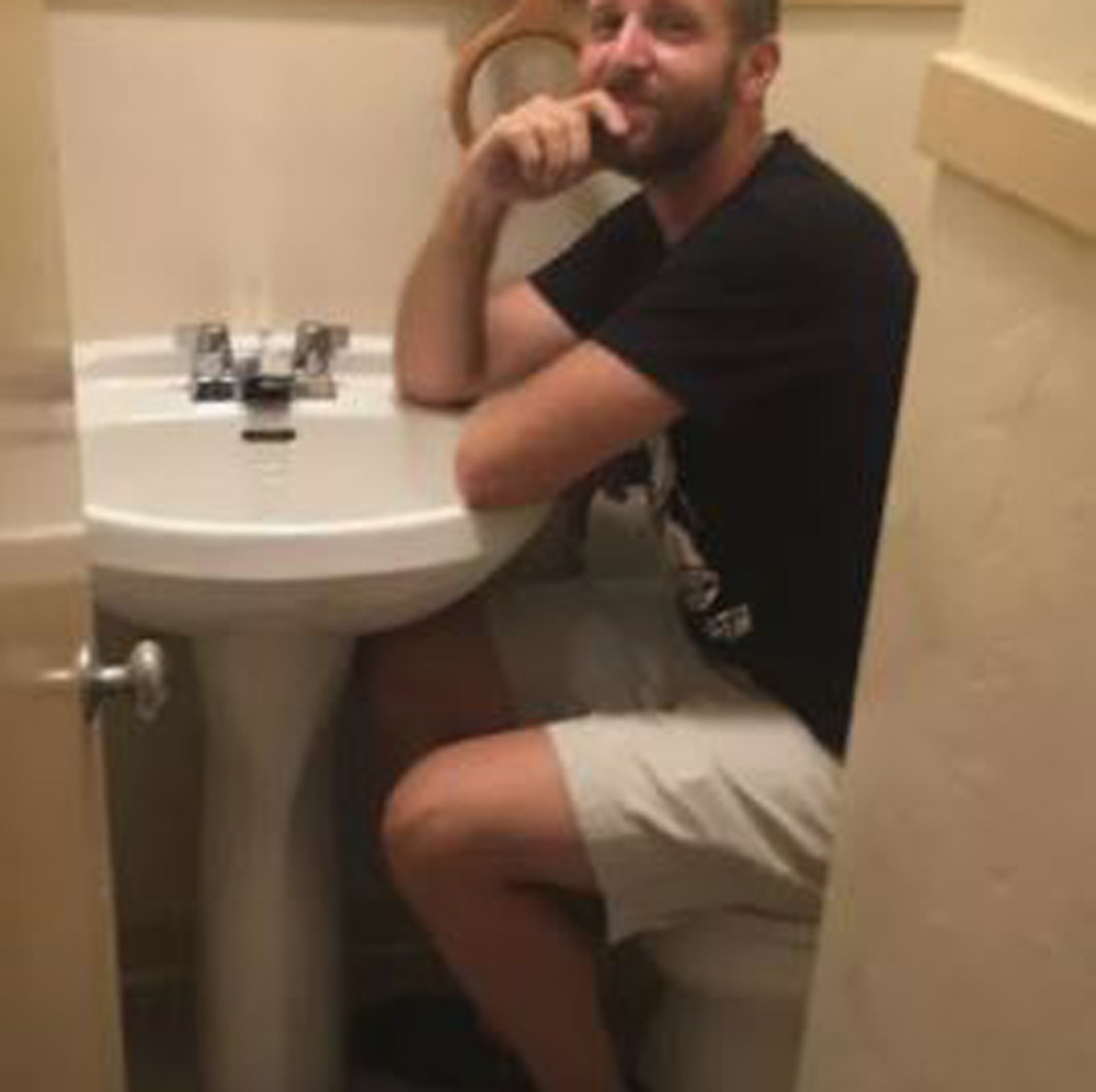 2019-07-15-15_02_43-25-Bathroom-Design-Fails-You-Have-To-See-To-Believe