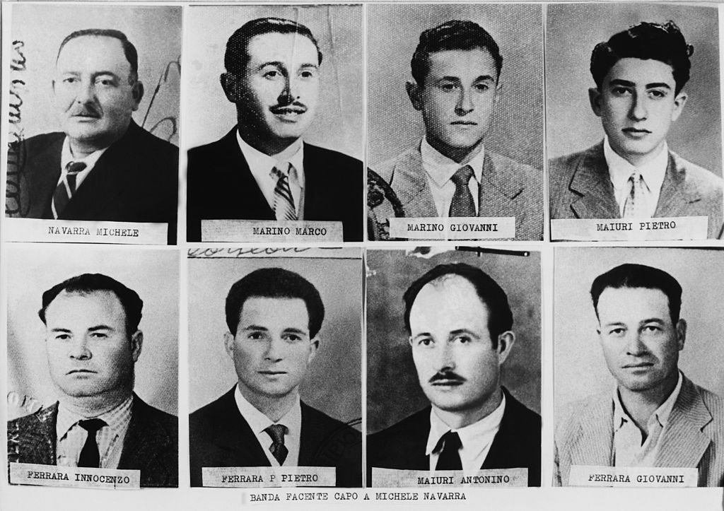 Images of mobsters 