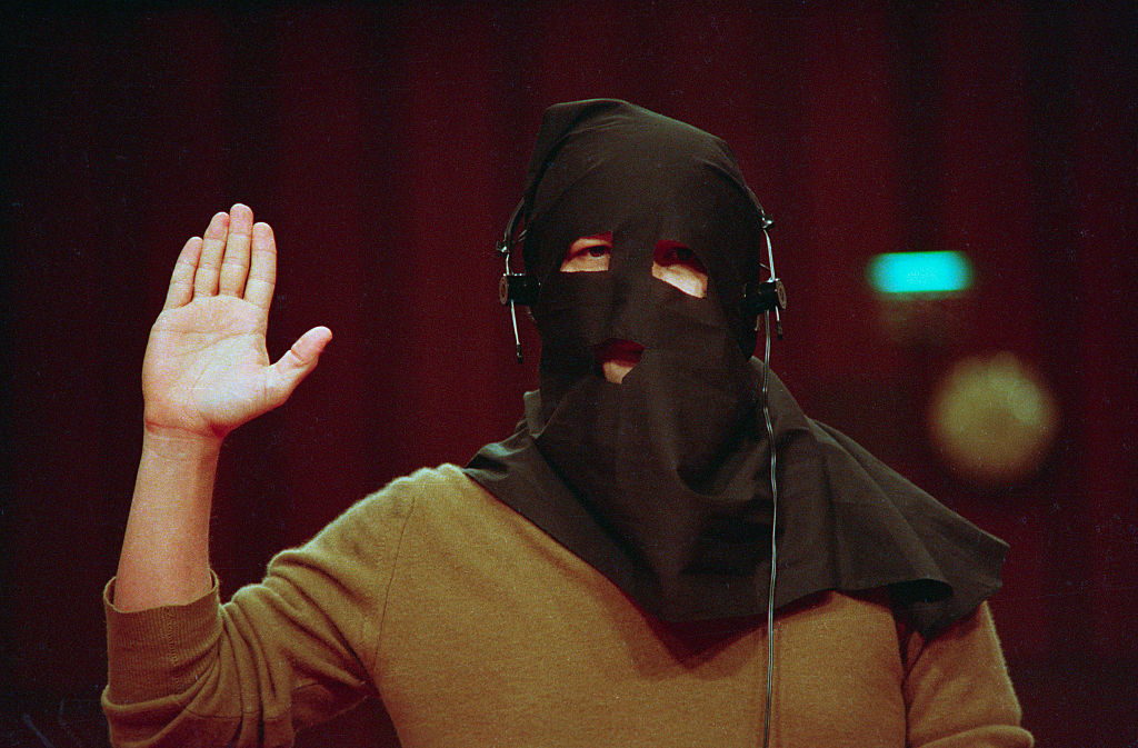 Witness wearing a mask 