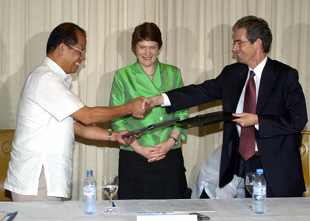 Shaking Hands 