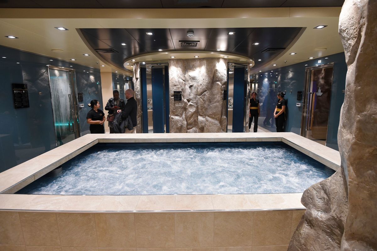 jacuzzi hottub