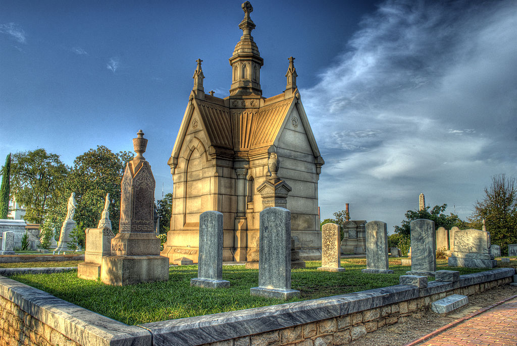 oakland cemetery most haunted places