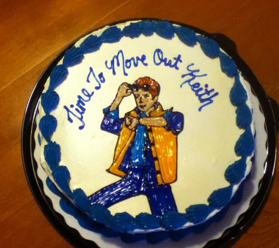 a cake that says 'time to move out Keith'