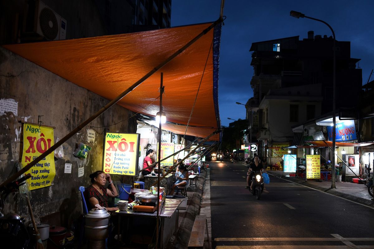 riding a bike in vietnam