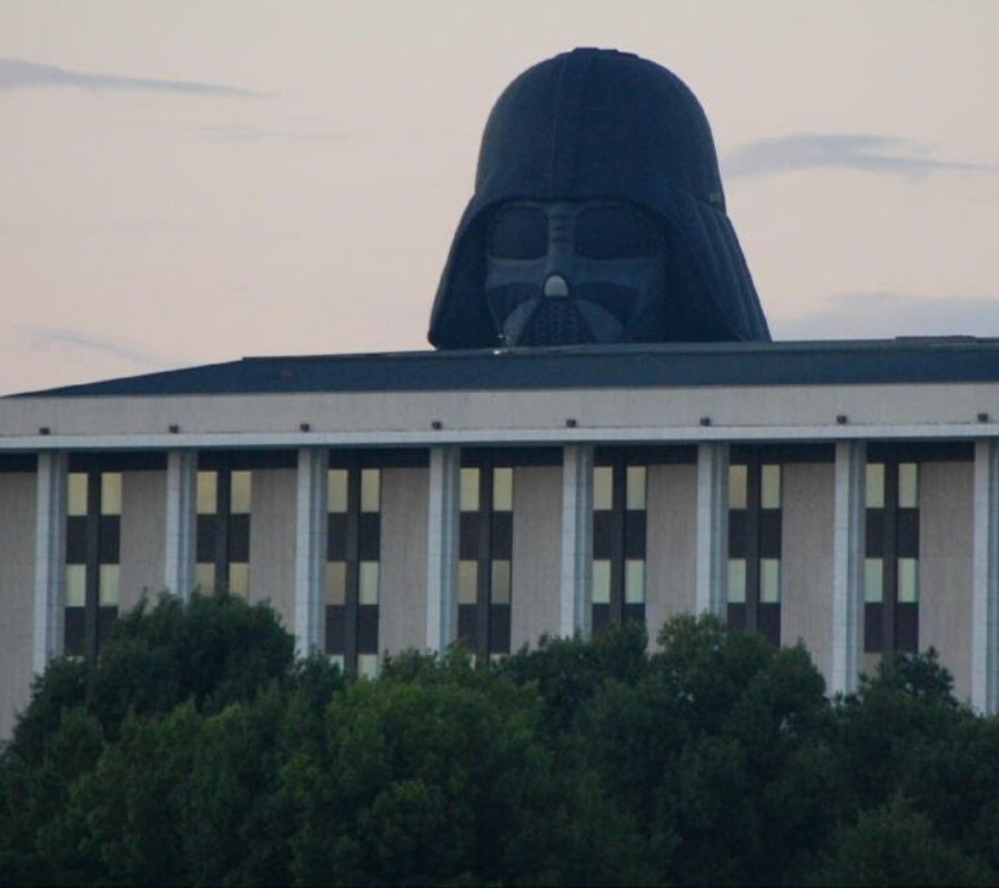 a darth vader hot air ballon
