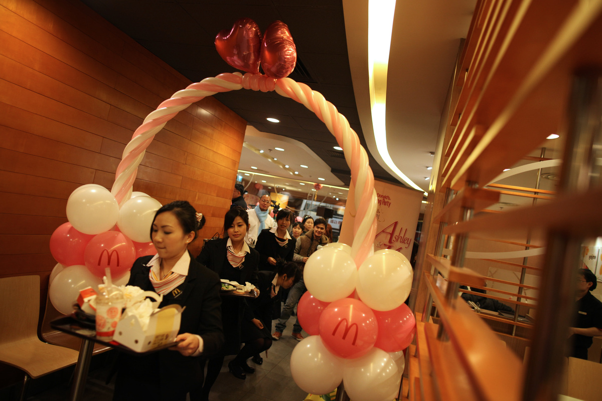 mcdonald's wedding at restaurant in hong kong