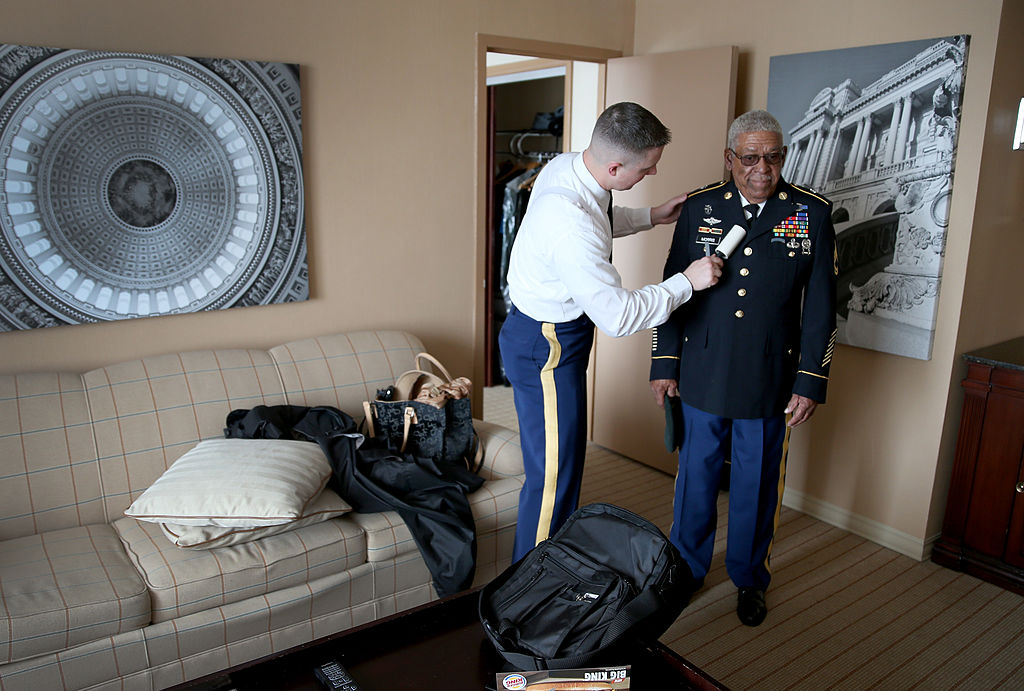 lint roller -479361563