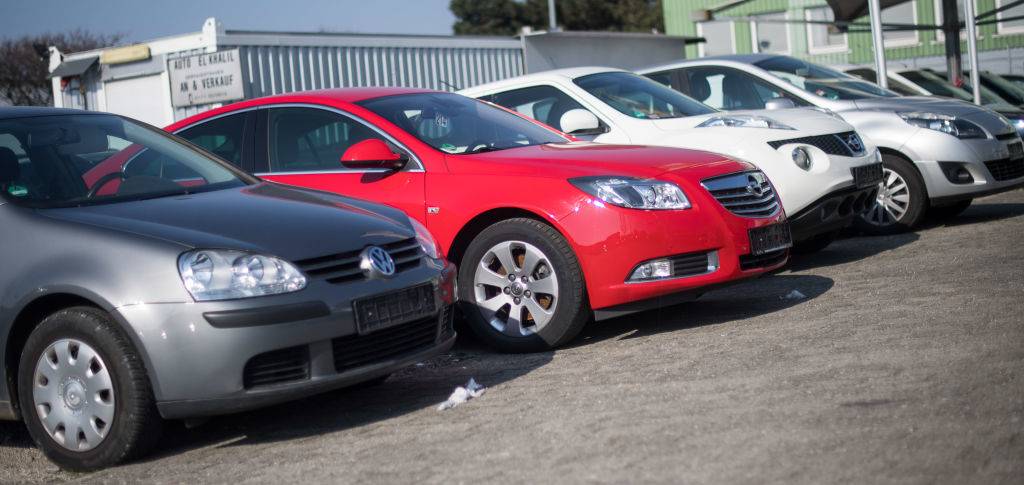 Used Car Dealers With Huge Inventories