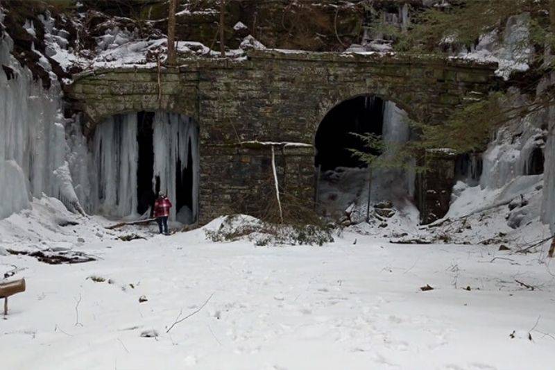 someone found a train tunnel
