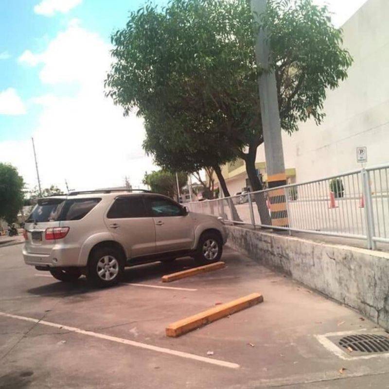 parking lot is set up badly