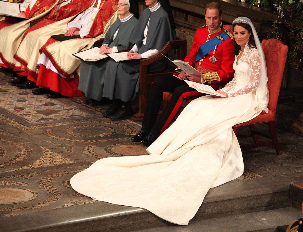Kate-Middleton-Wedding-Dress-809170200