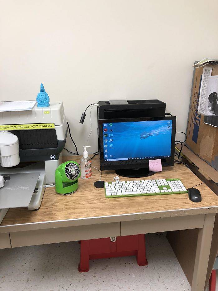 computer desk