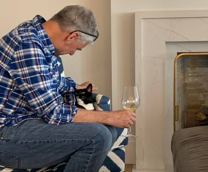 15302146-image-crop-640x528-1587496916-728-8b30bf0f05-1589273998