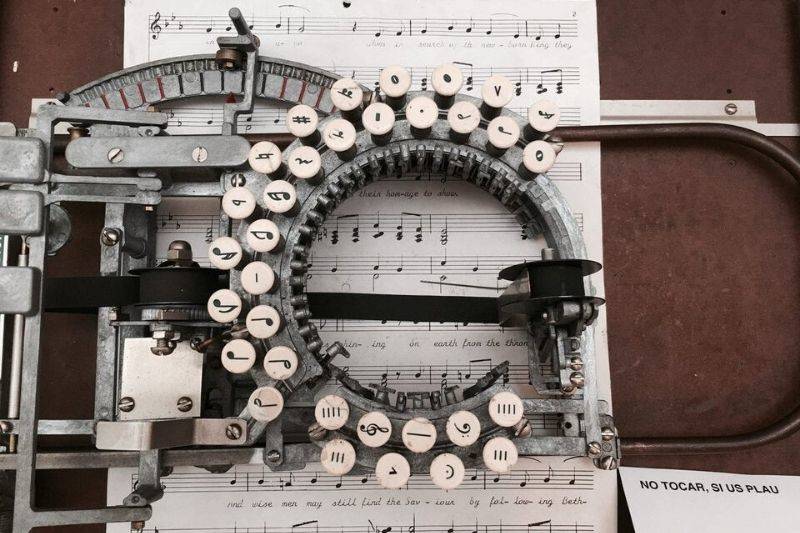 a music typewriter 