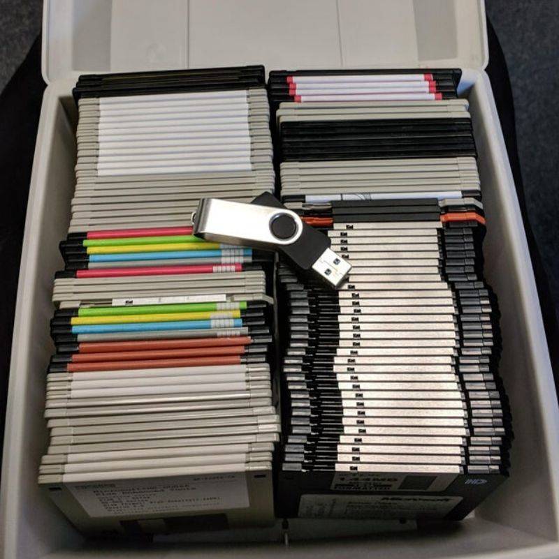 the comparison between 128GB in 1995 and 2018