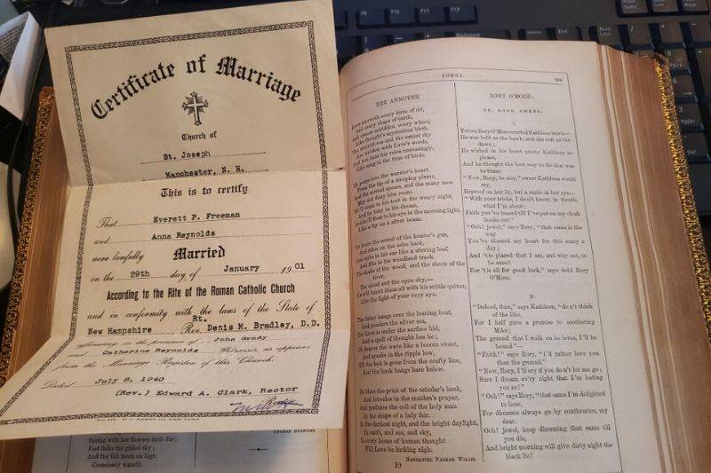 a marriage certificate from the 1940s