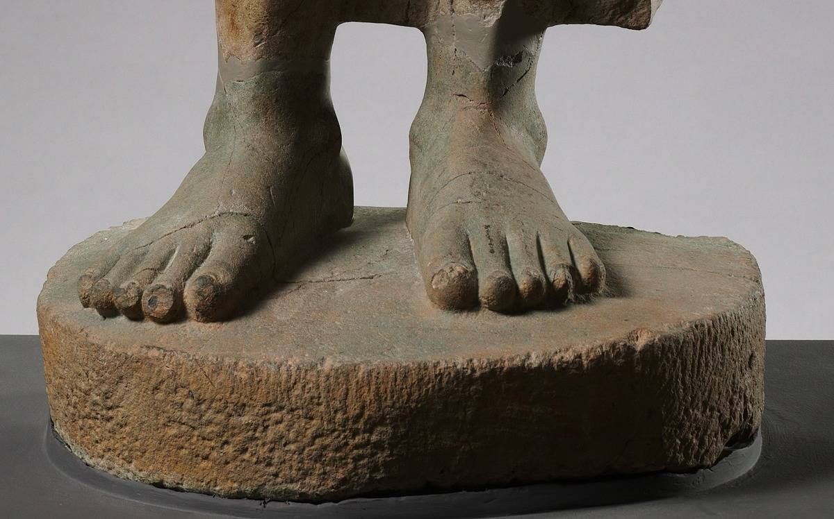 Feet for Standing Buddha statue