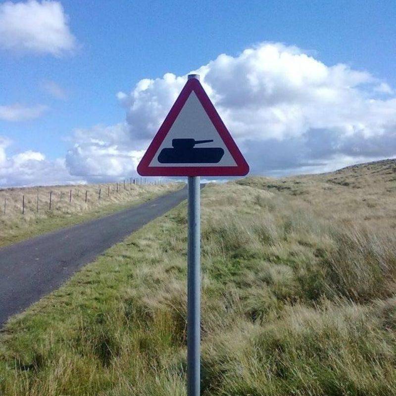 a tank crossing sign