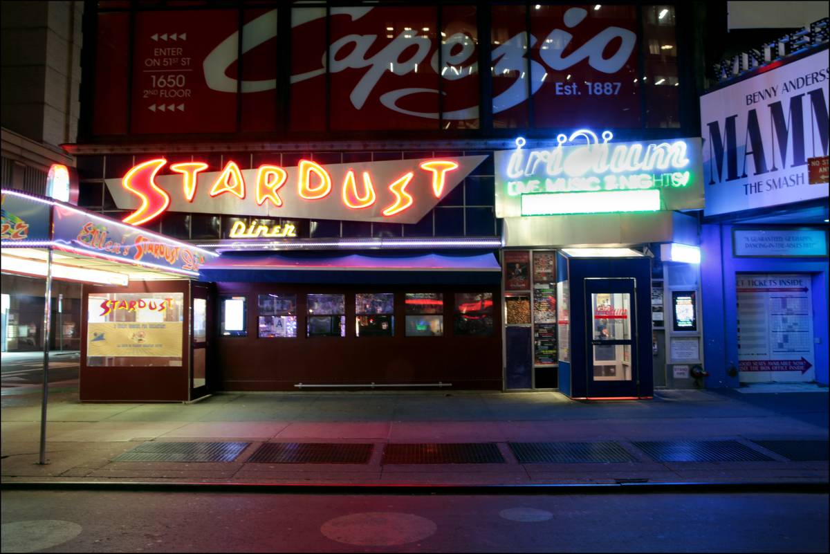 ellen's stardust diner new york