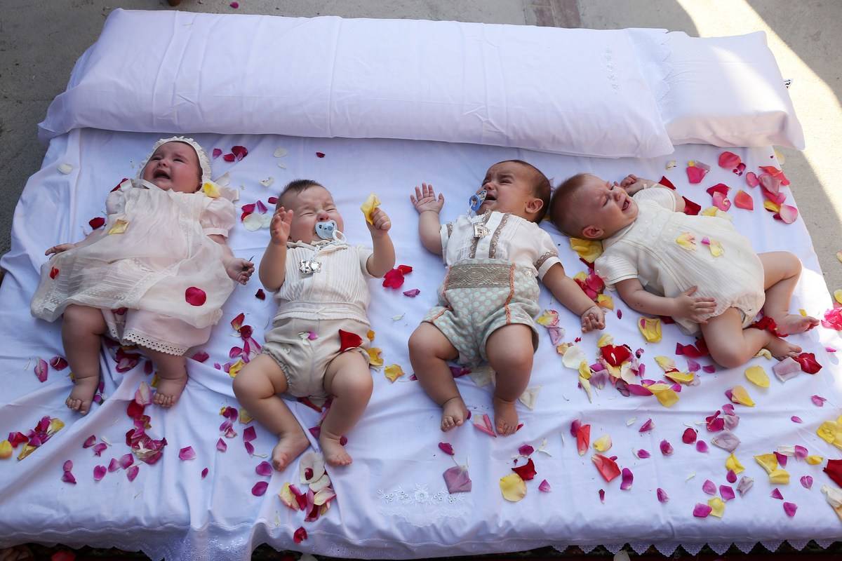 babies on mattress
