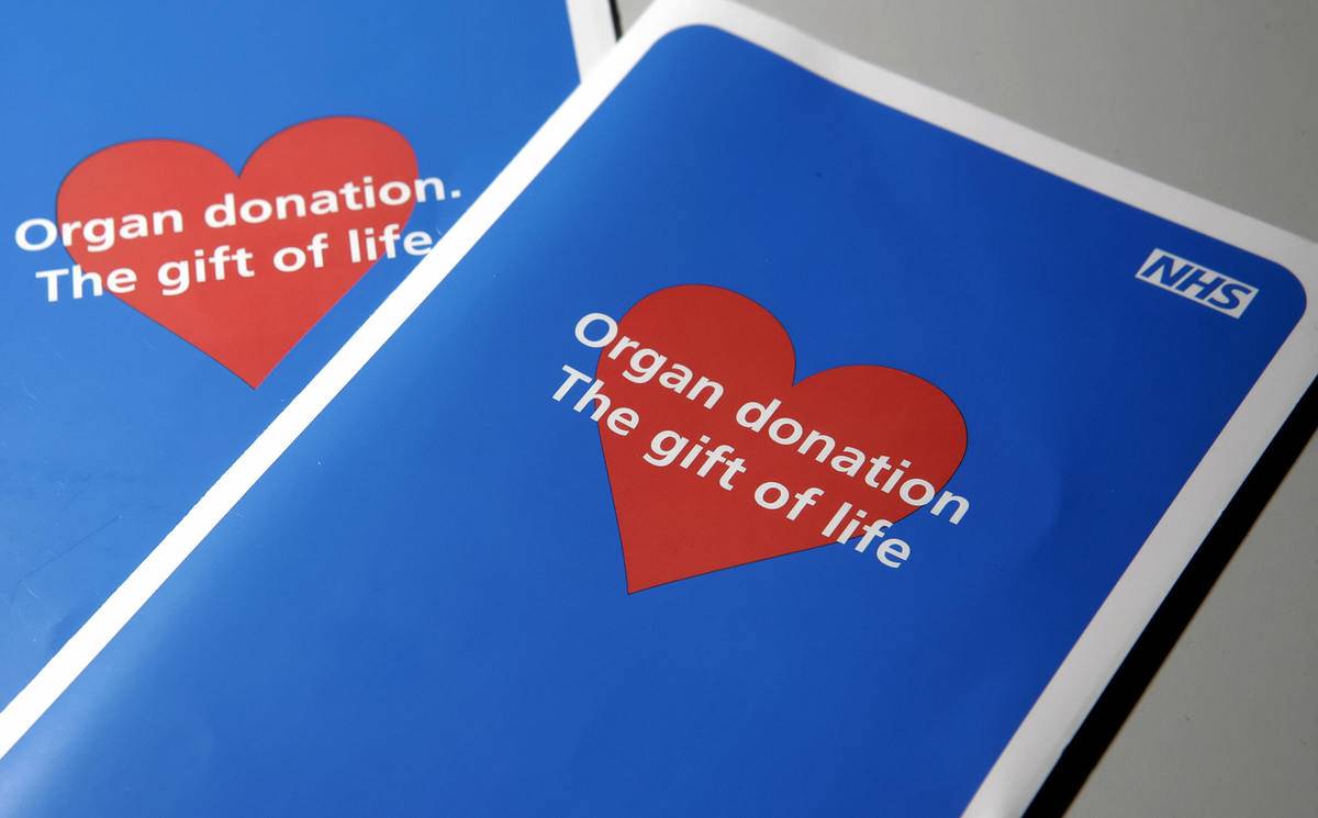 Two organ donor application leaflets