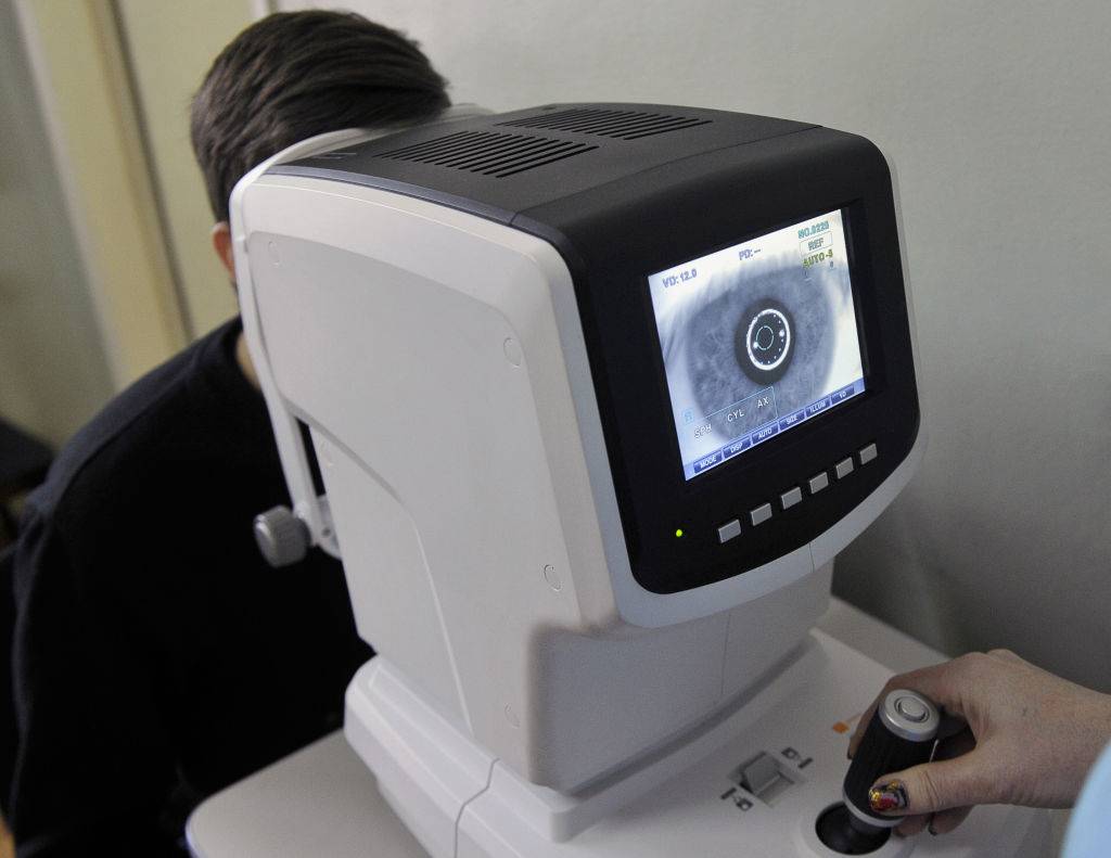 eyesight check