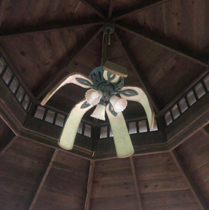 a fan melted in the heat