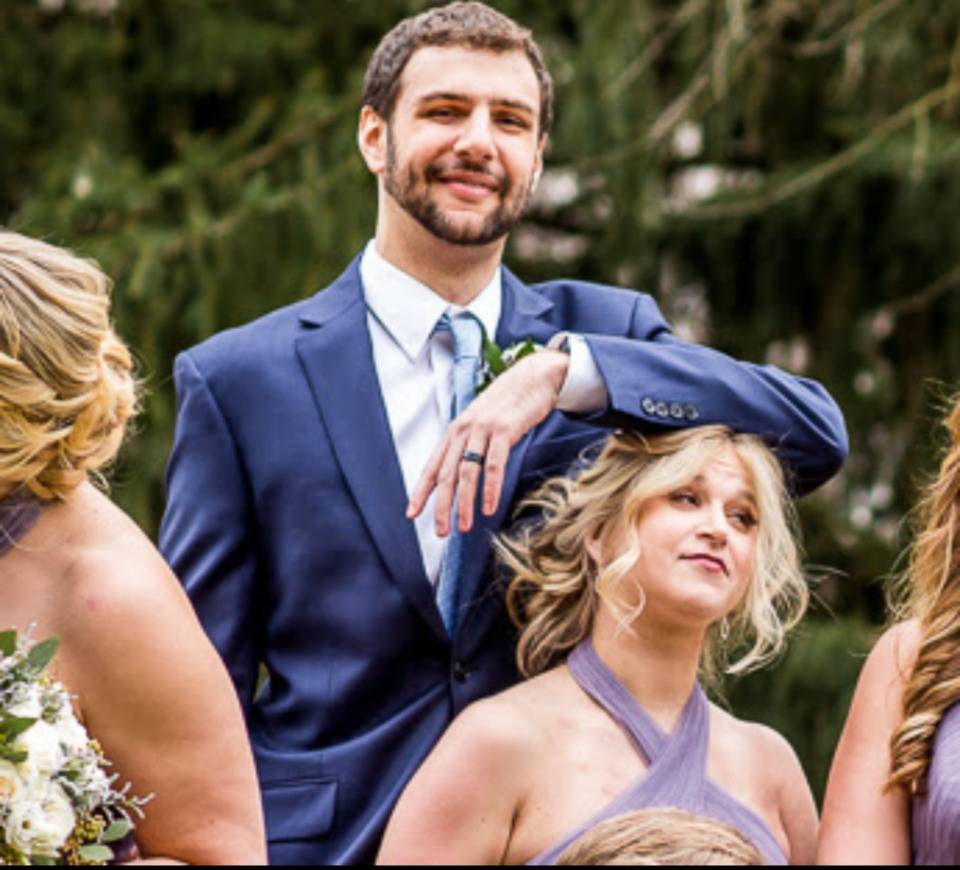 husband uses wife as arm rest