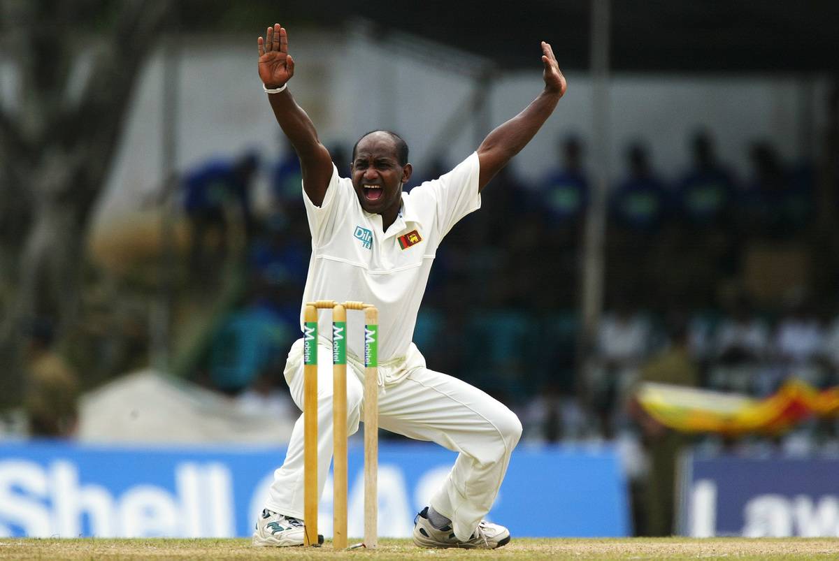 Sanath Jayasuriya appeals for a wicket.