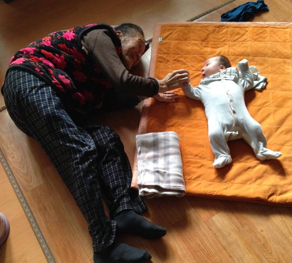a great grandma and her great granddaughter