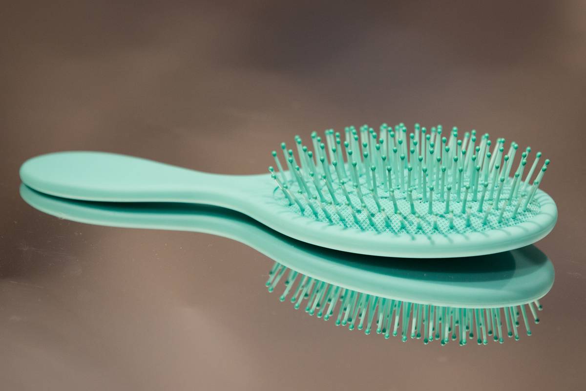 sea green hair brush