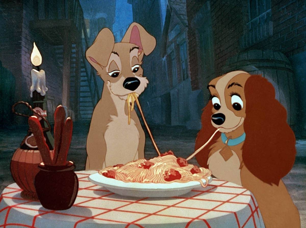 still of spaghetti scene in lady and the tramp