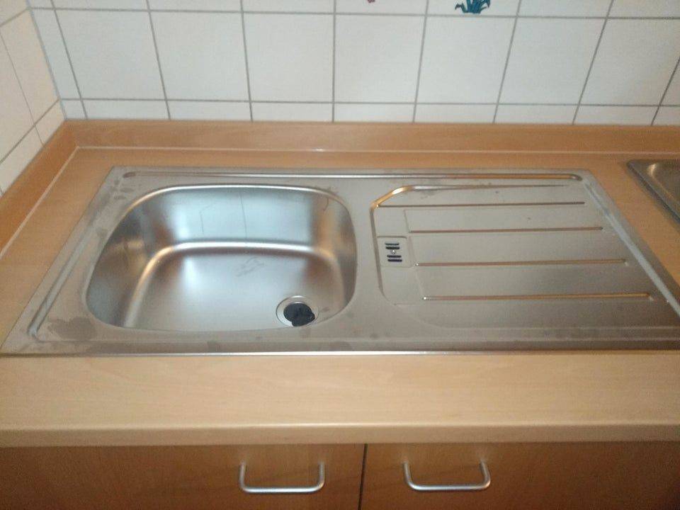 sink with no faucet
