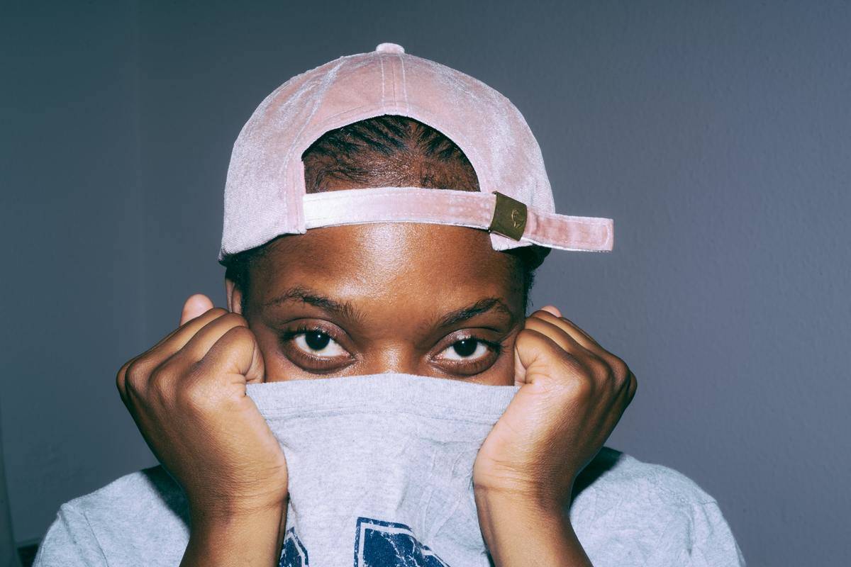 pulling shirt over face