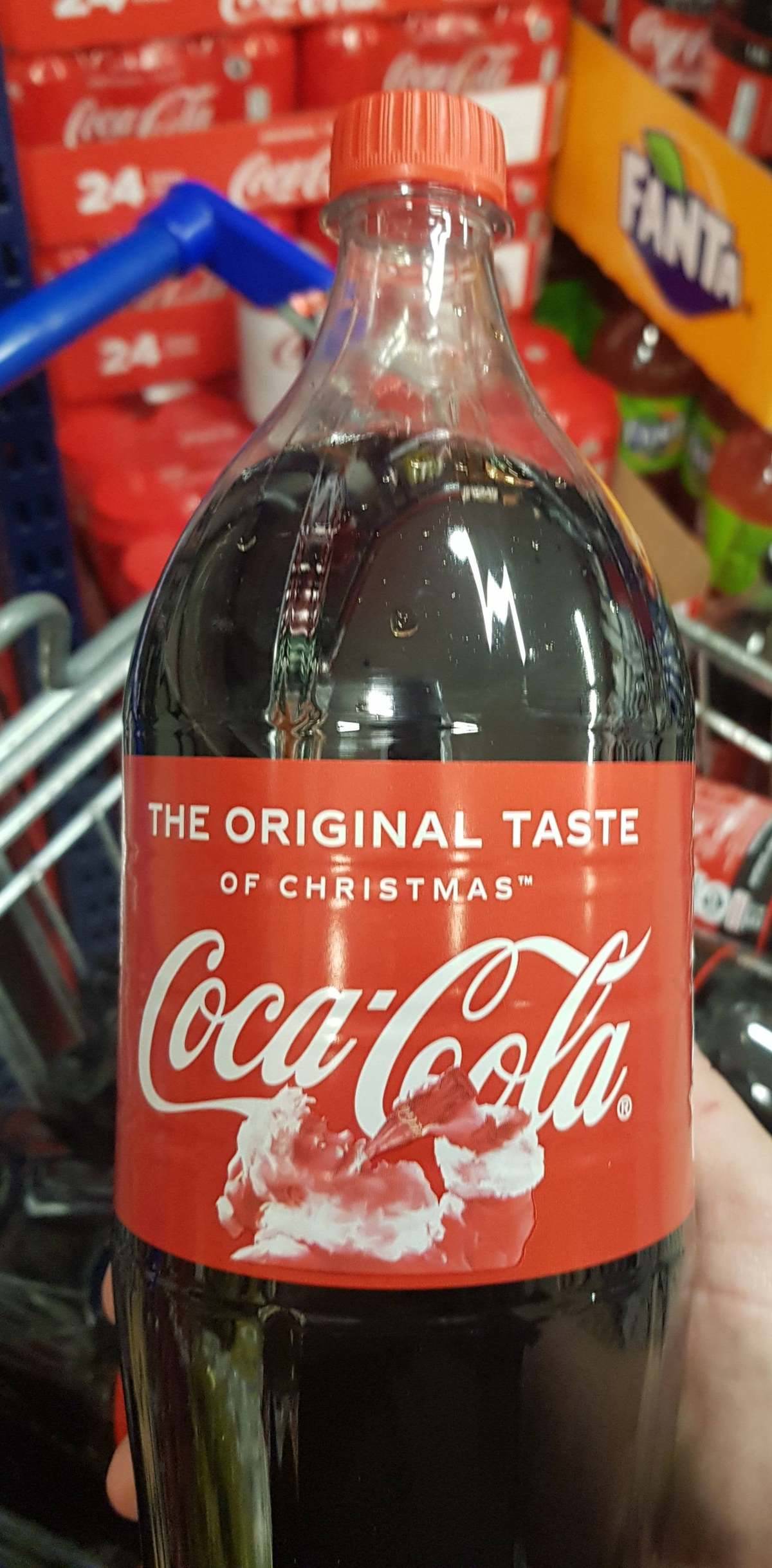christmas coke looks smudged 