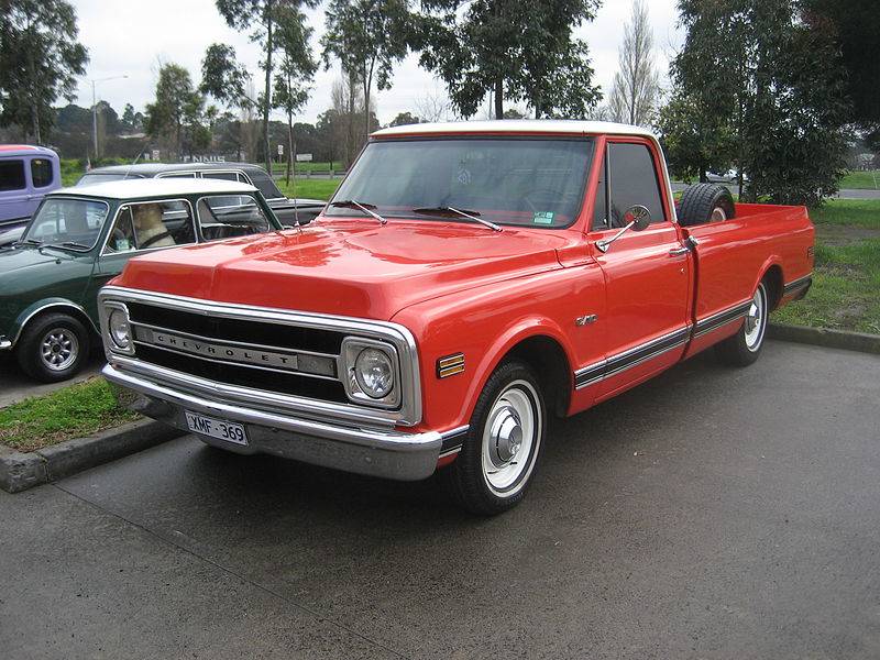 800px-1970_Chevrolet_C10_Pickup