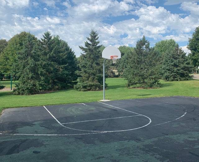 basketball court lines not aligned