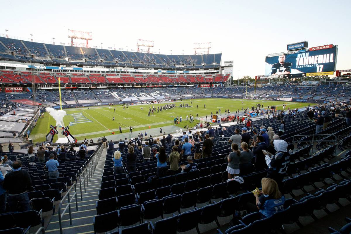 Buffalo Bills v Tennessee Titans