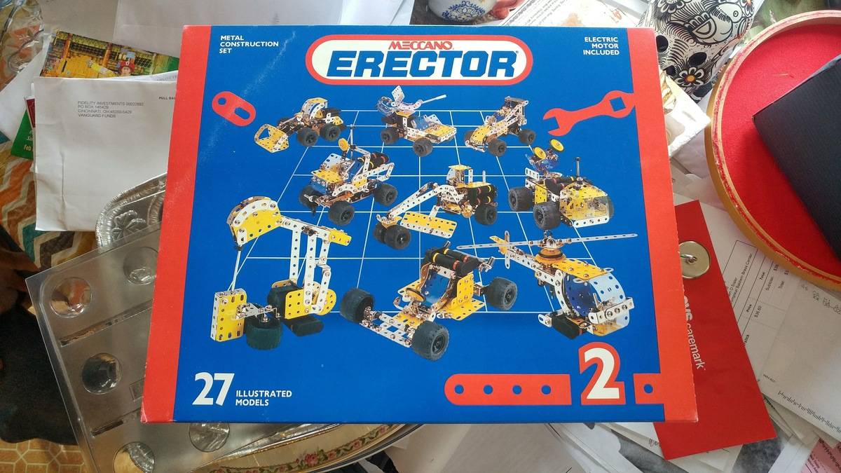 erector kit game 