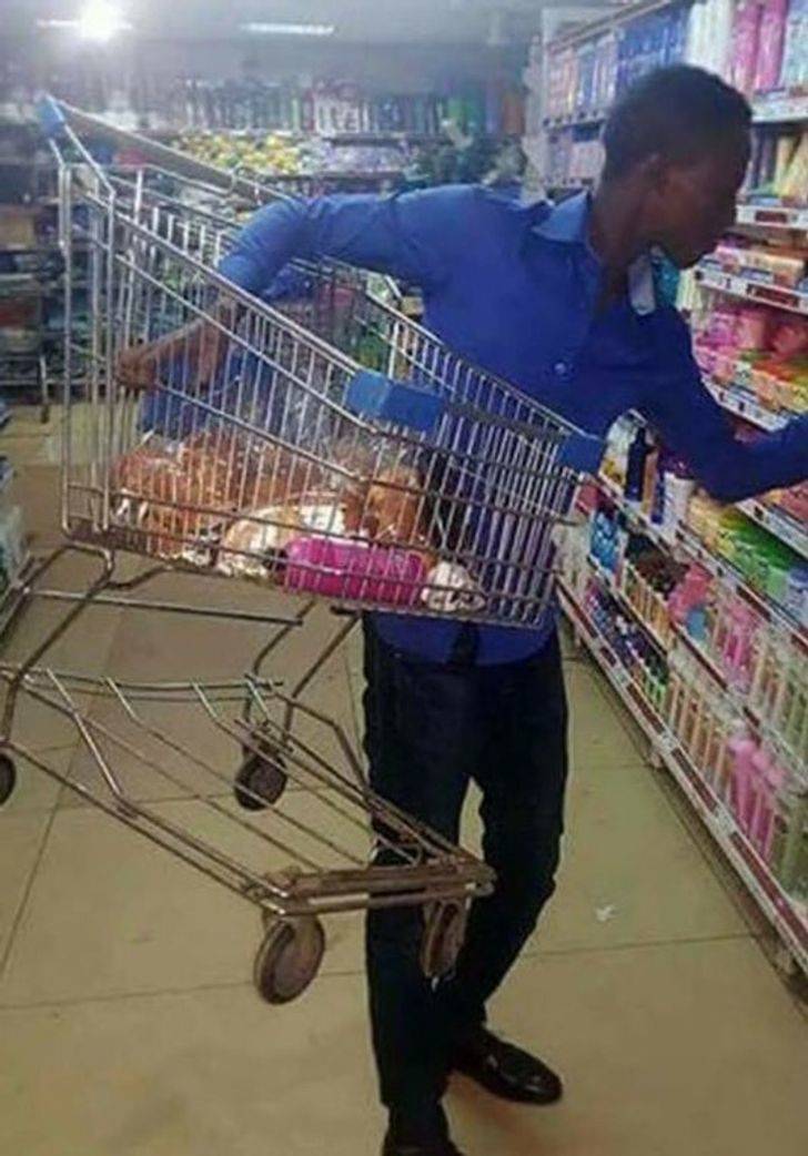 lifting the cart while shopping