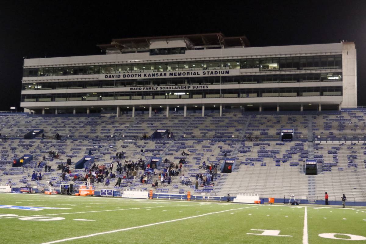 kansas football stadium in kansas