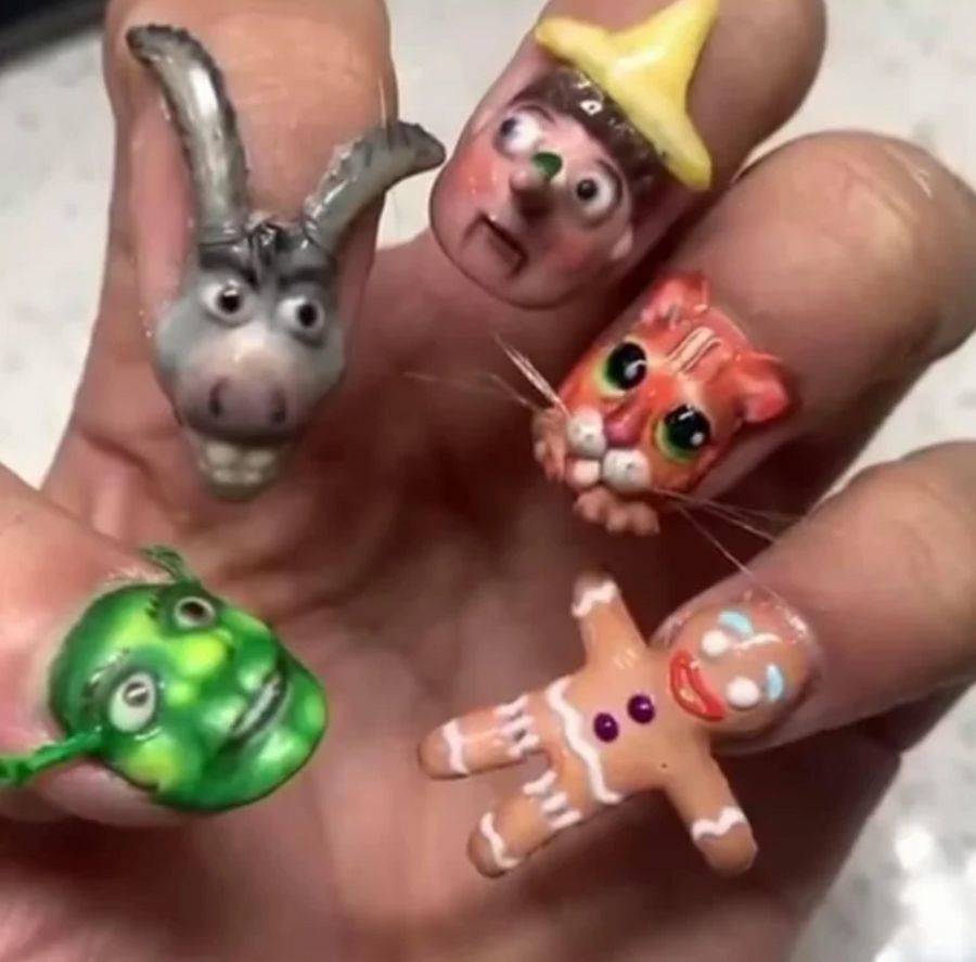 shrek nails are pretty cool 