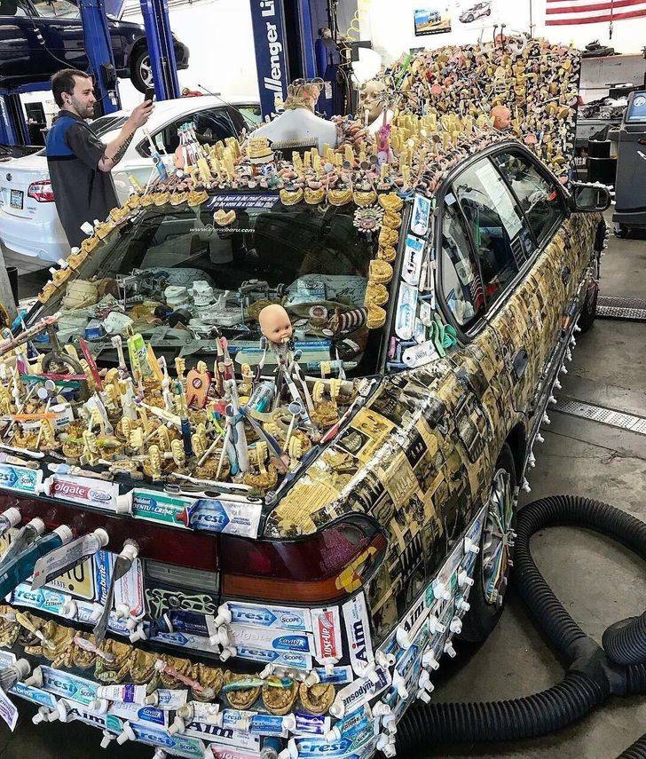 weird car with teeth