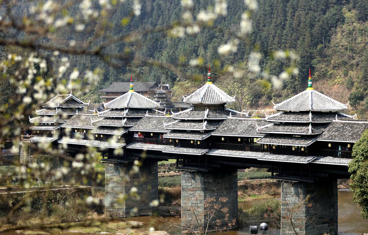 The Wind And Rain Bridge Was Constructed Without Nails