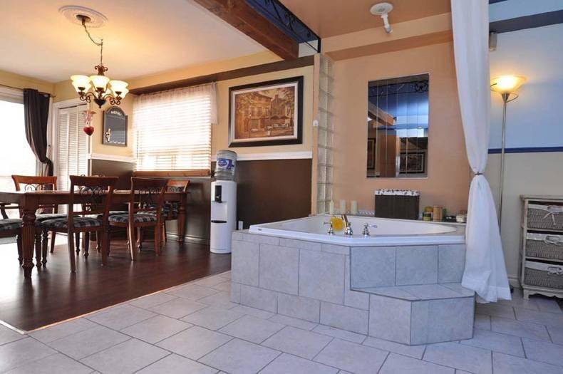 bath and kitchen with no dividing wall